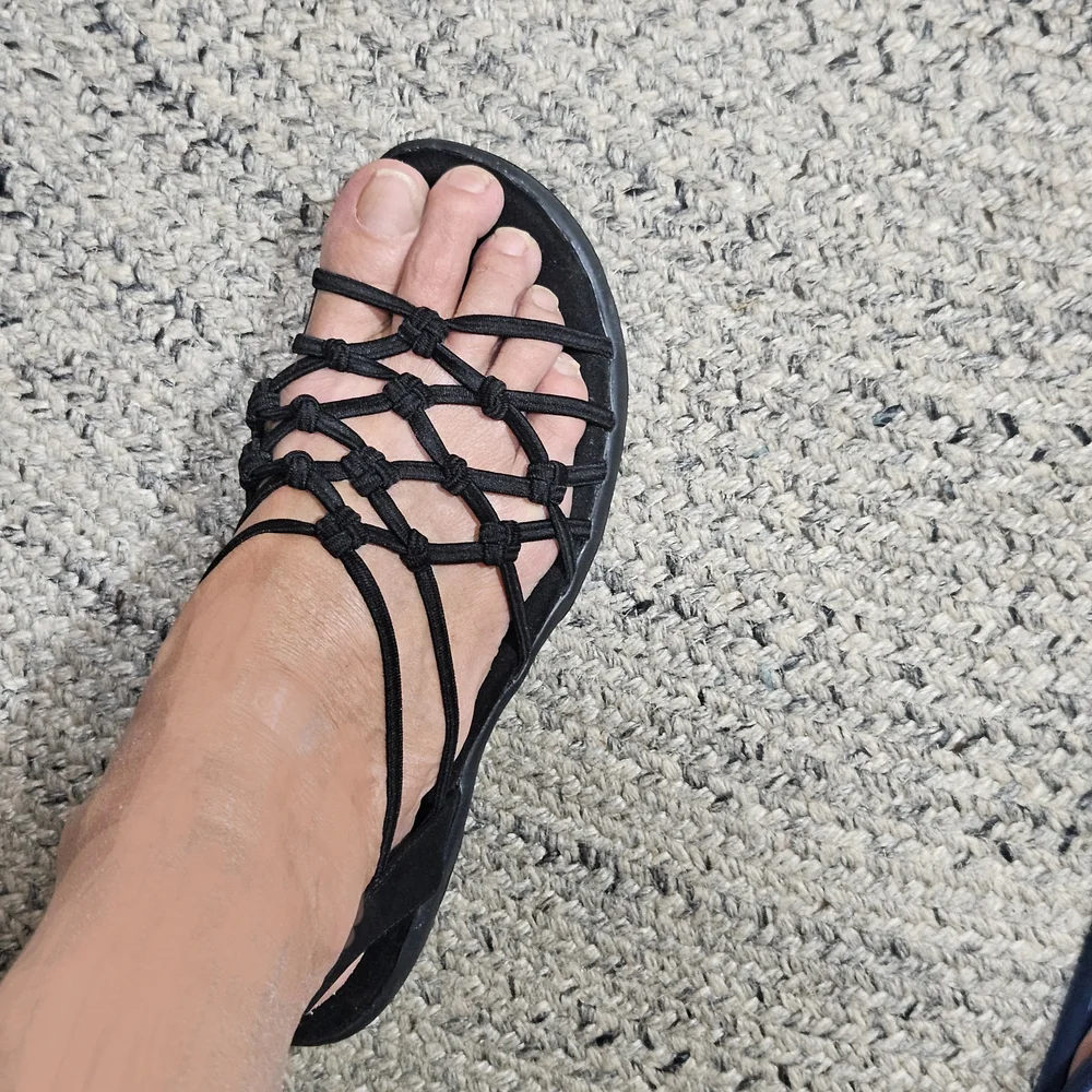 SKECHERS Women's Reggae Slim Forget Me Knot Strappy Memory Foam Sandals Black 9 - Picture 5 of 7